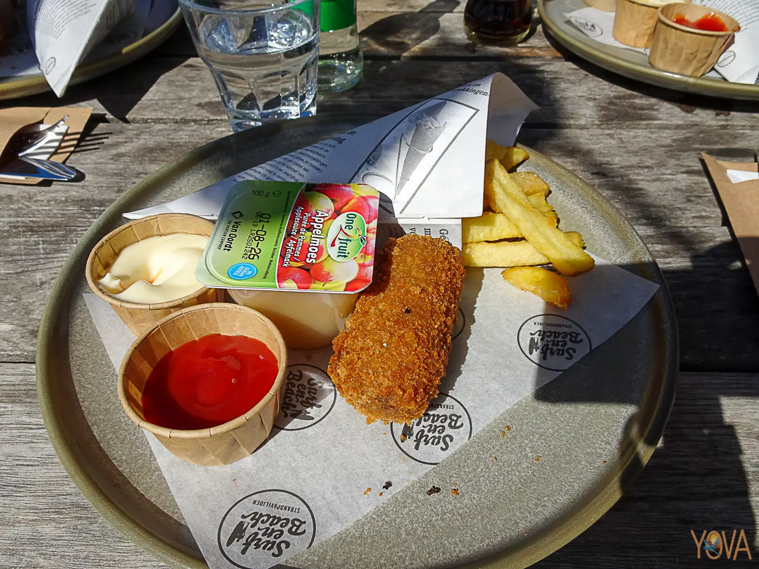 Naar het strandpaviljoen